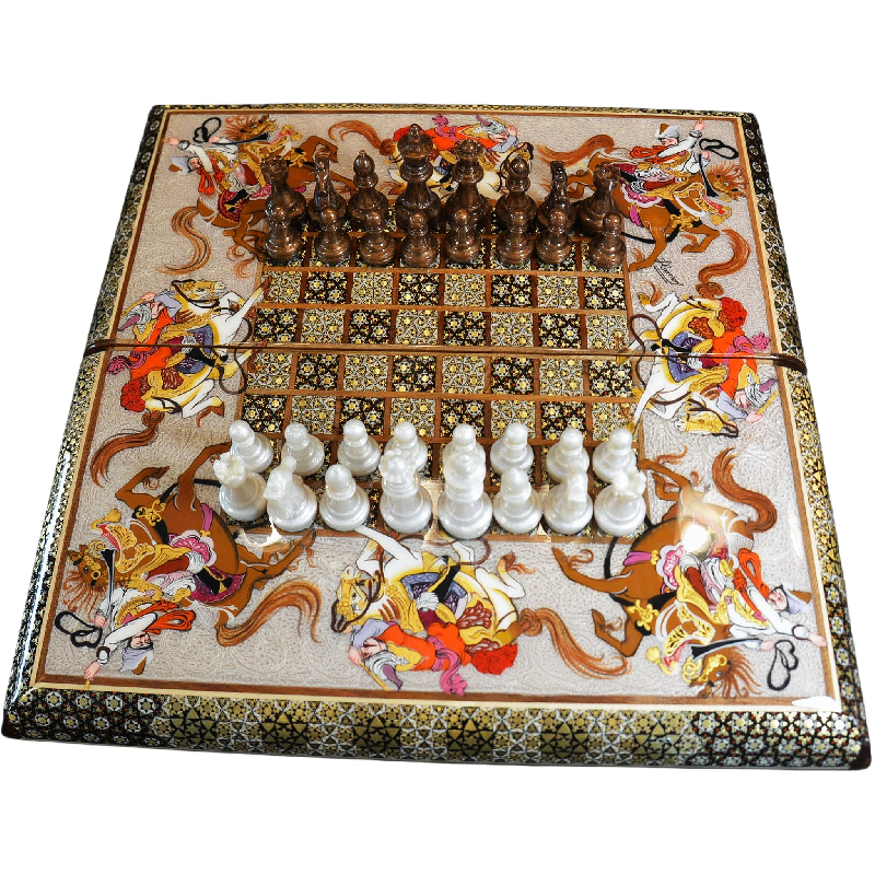 Schachbrett und Backgammon aus Holz mit Polo Muster und Intarsien-Design