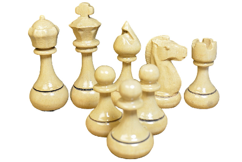 Schachfiguren handgefertigt aus Holz