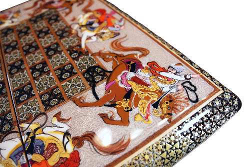 Schachbrett und Backgammon aus Holz mit Polo Muster  und Intarsien-Design