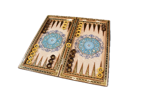 Spielsteine auf dem Backgammon aus Holz mit Blumenmuster und Intarsien-Design